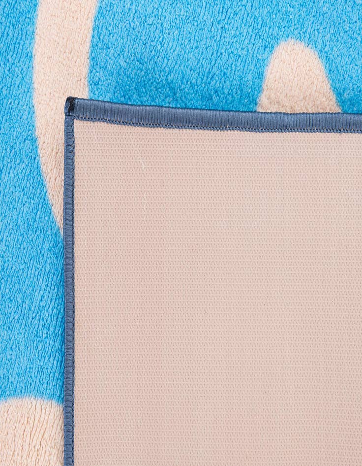 Detail image of  5' 2 x 7' 7 Medina Rug