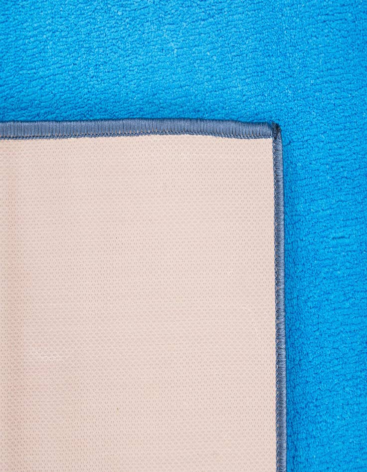 Detail image of  5' 2 x 7' 7 Medina Rug