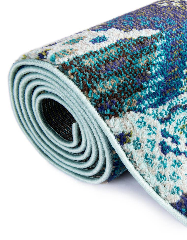 Detail image of  7' x 10'  Washable Mesa Rug