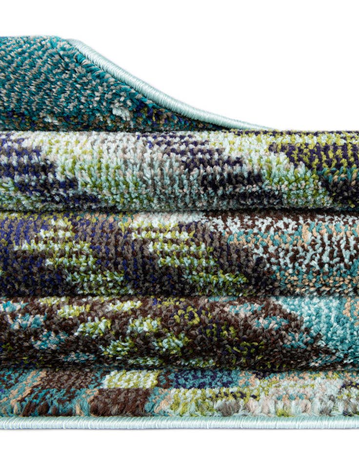 Detail image of  7' x 10'  Washable Mesa Rug