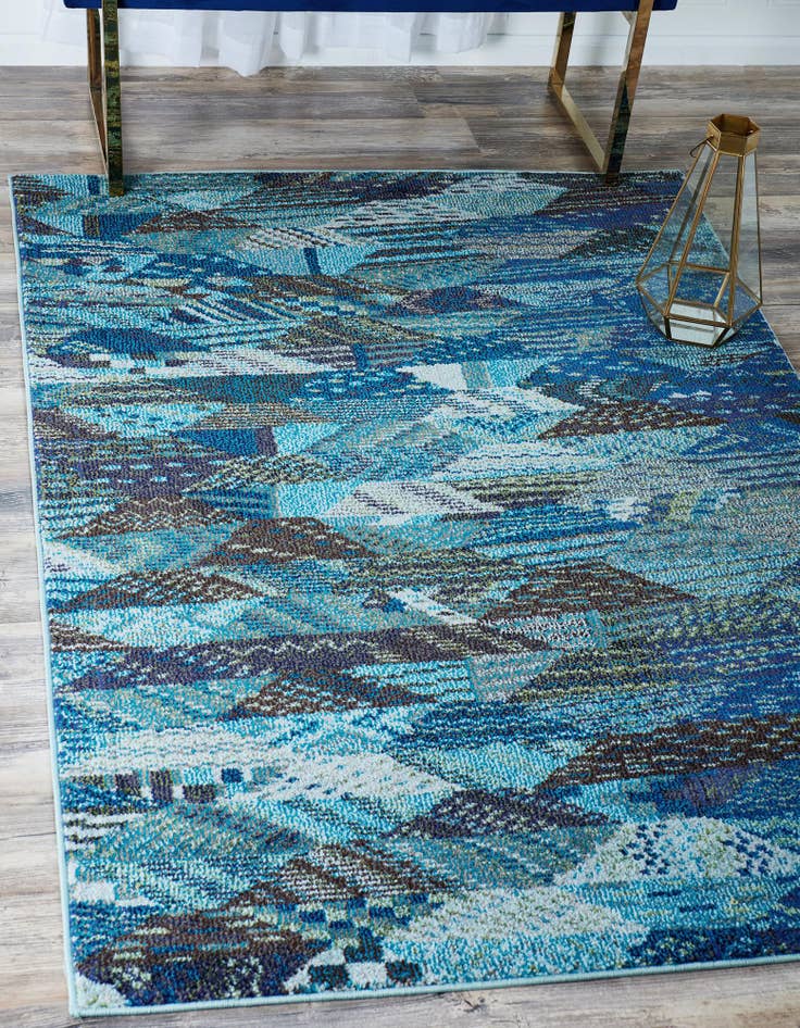 Detail image of  4' x 6'  Washable Mesa Rug
