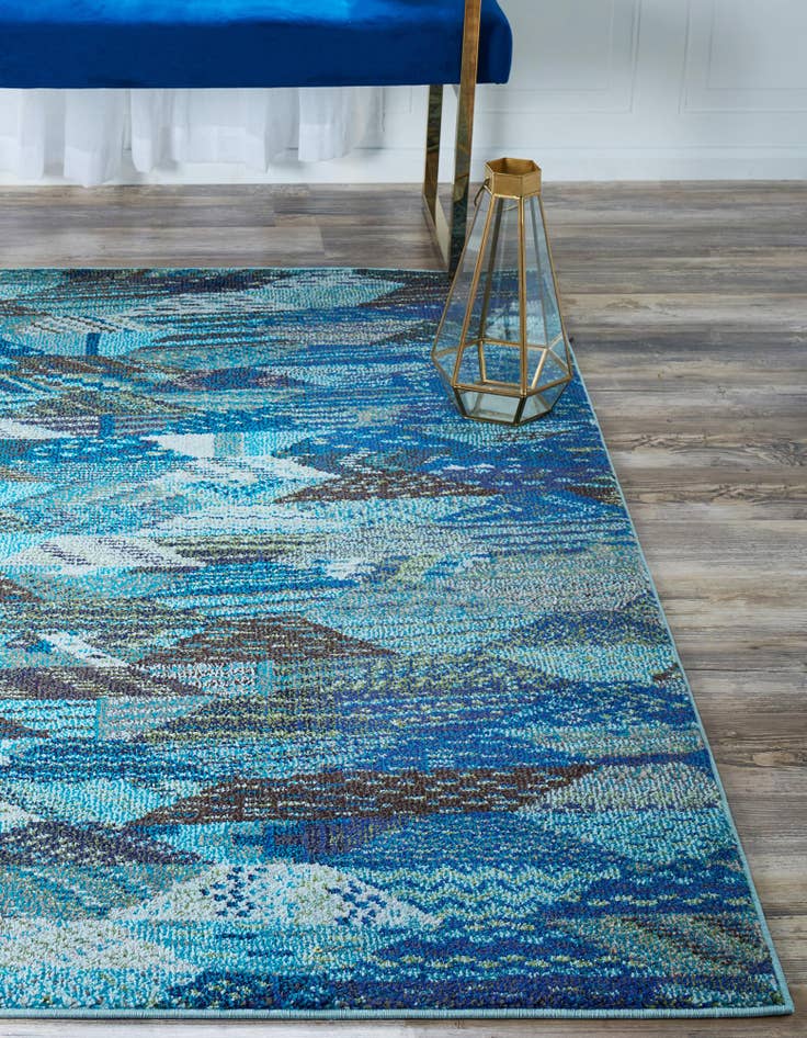 Detail image of  4' x 6'  Washable Mesa Rug