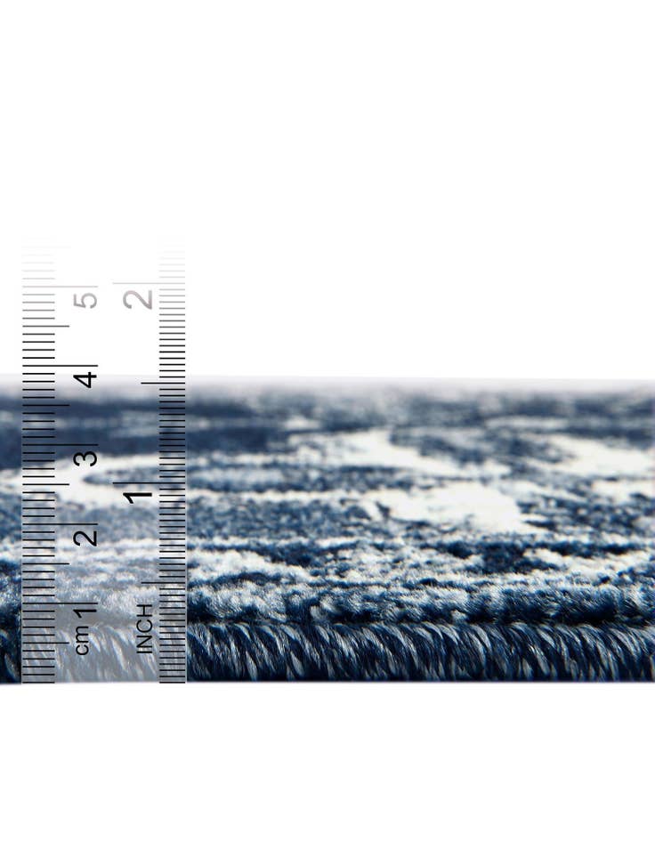 Detail image of  5' 3 x 8' Miranda Rug