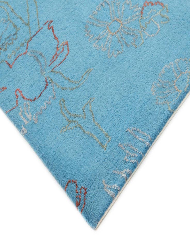 Detail image of  7' 5 x 9' 9  Hand Knotted Modern Nehmo Rug