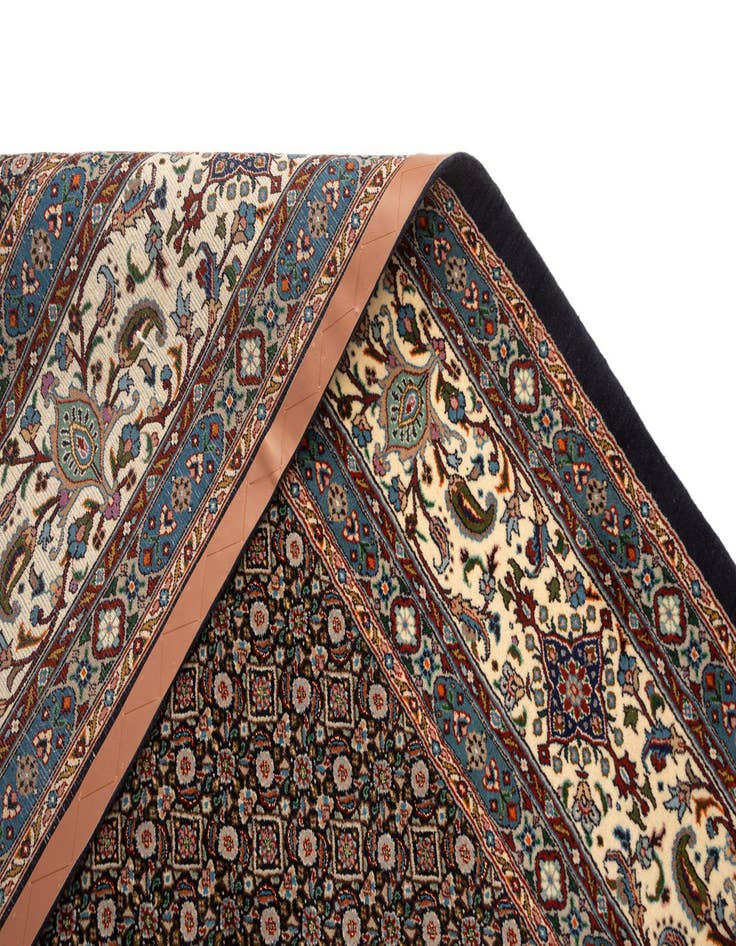 Detail image of  8' 2 x 11' 2 Mood Wool Rug