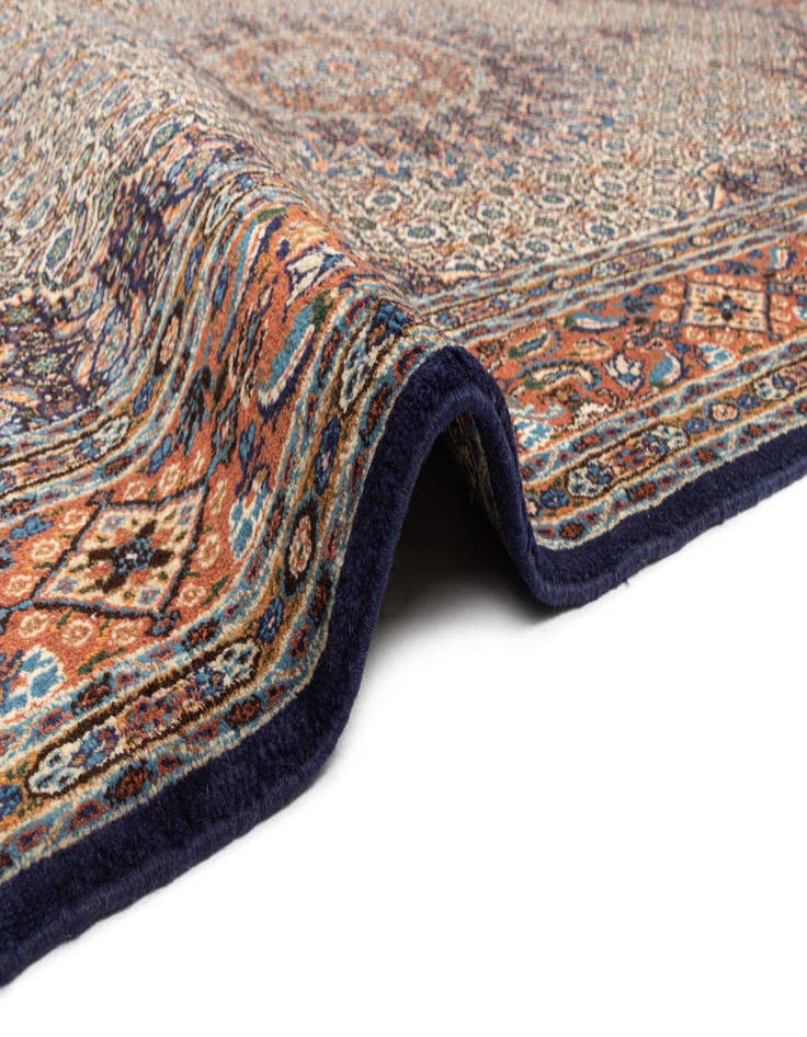 Detail image of  6' 5 x 10' Mood Wool Rug