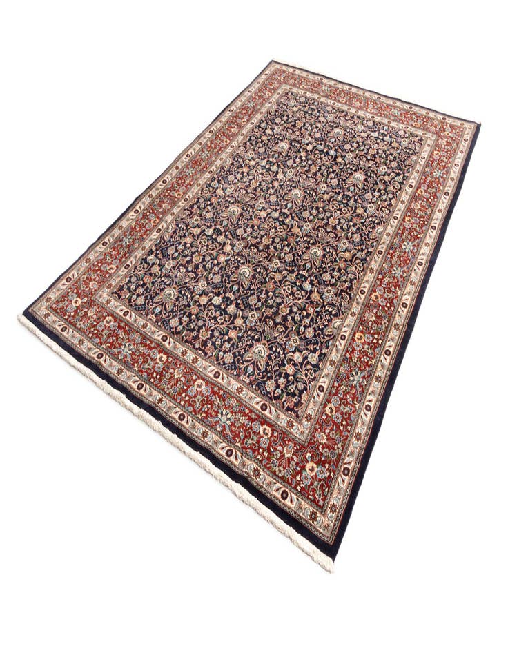 Detail image of  6' 7 x 9' 10 Mood Wool Rug