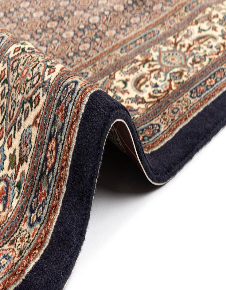 Detail image of  6' 3 x 9' 11 Mood Wool Rug