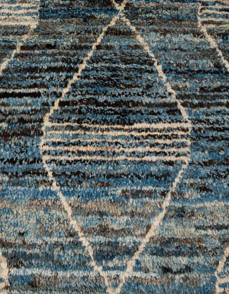 Detail image of  6' 6 x 9' 9  Hand Knotted Moroccan Wool Rug