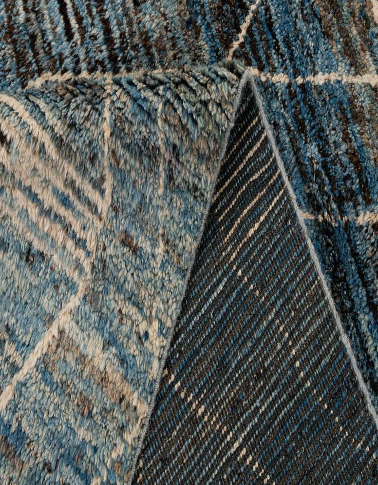 Detail image of  6' 6 x 9' 9  Hand Knotted Moroccan Wool Rug