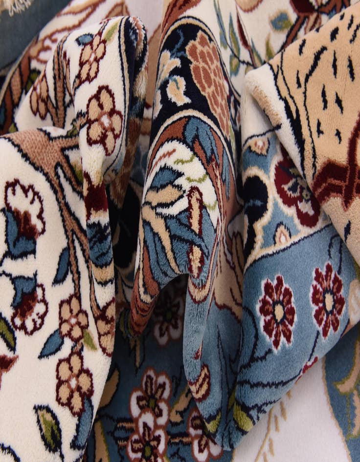 Detail image of  10' x 13' Nain Design Rug