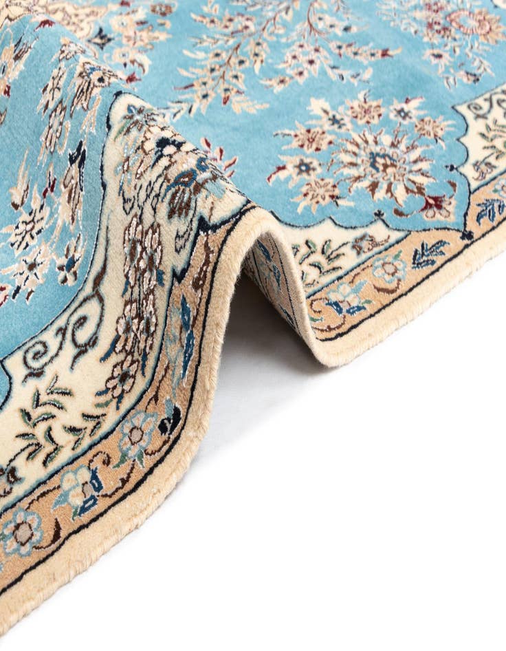 Detail image of  3' 10 x 6' Nain Rug