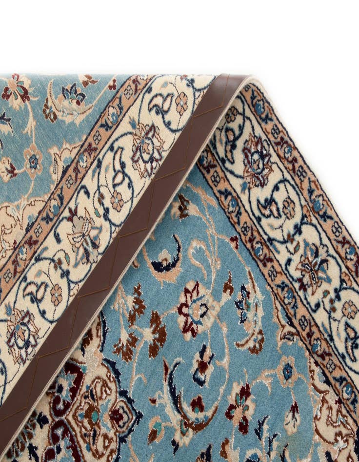 Detail image of  3' 3 x 5'  Hand Knotted Nain Persian Rug