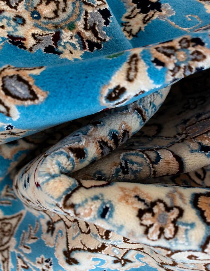 Detail image of  4' 2 x 6' 3 Nain Rug