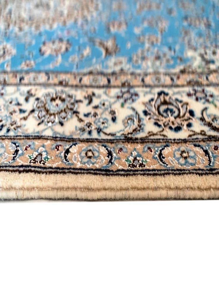 Detail image of  4' 2 x 6' 3 Nain Rug