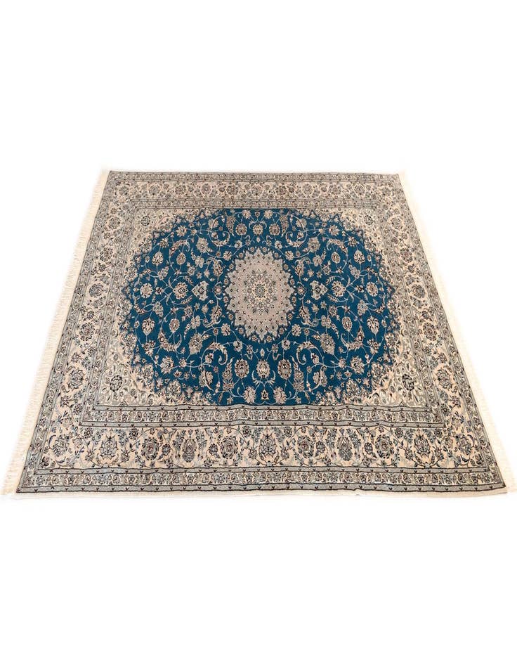 Detail image of  6' 9 x 10' 4 Nain Rug