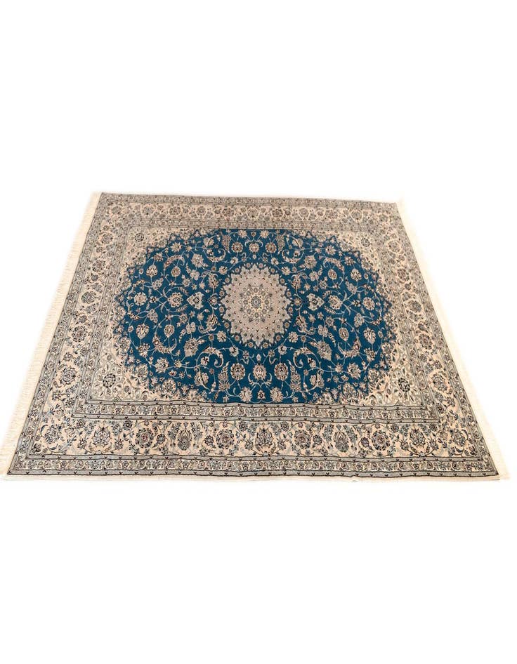 Detail image of  6' 9 x 10' 4 Nain Rug