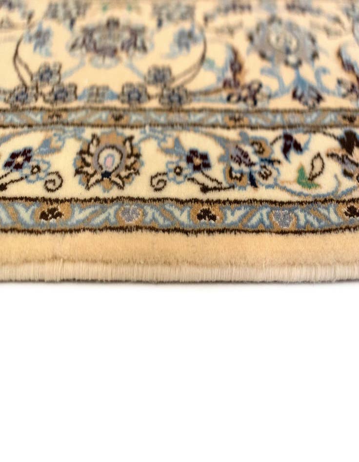 Detail image of  6' 10 x 9' 10 Nain Rug