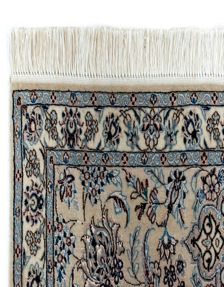 Detail image of  6' 11 x 10' 5 Nain Rug