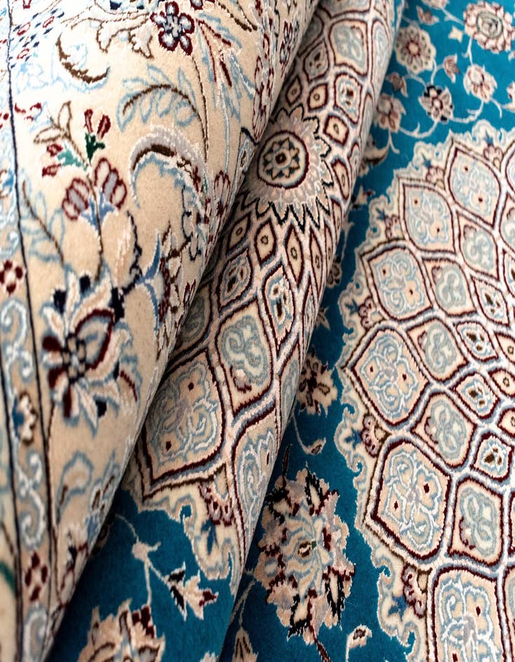 Detail image of  6' 11 x 10' 5 Nain Rug