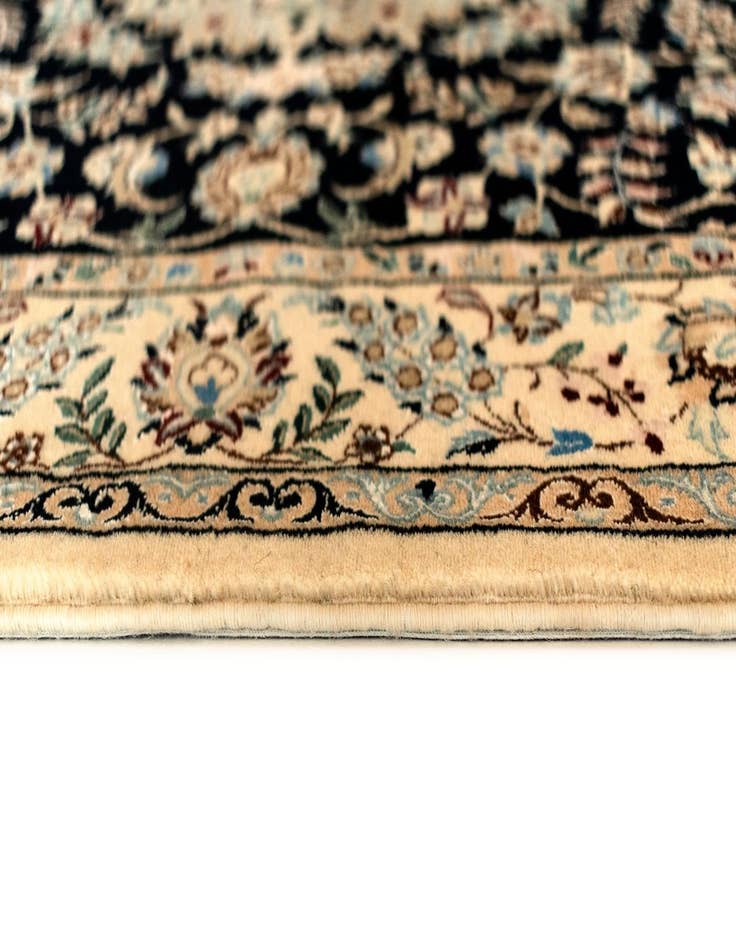 Detail image of  3' 8 x 5' 10 Nain Rug