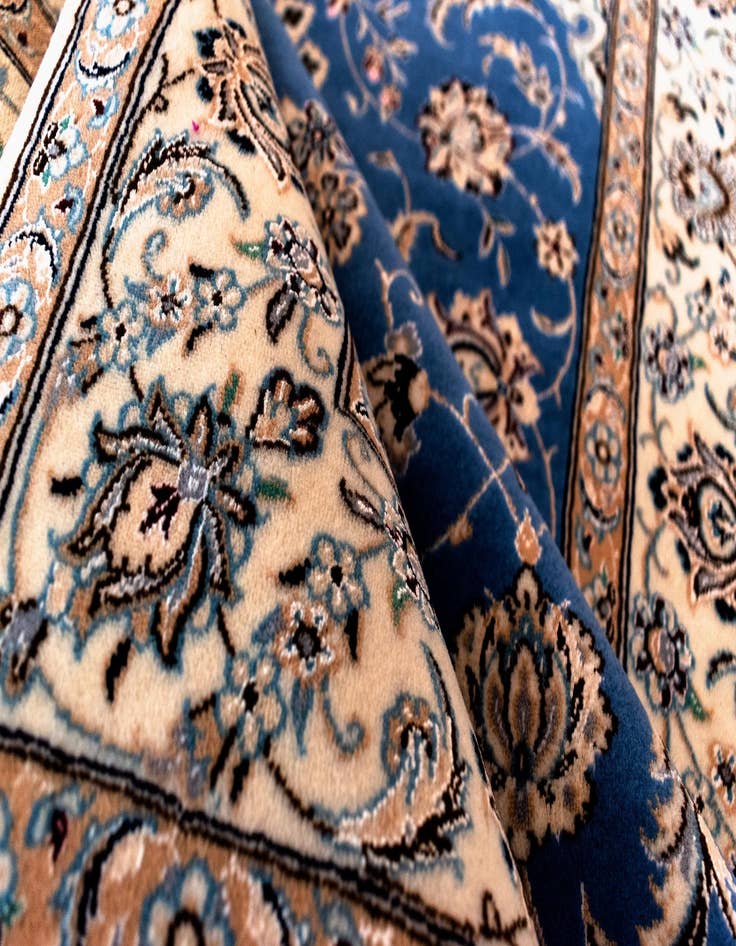 Detail image of  4' 2 x 6' 8 Nain Rug