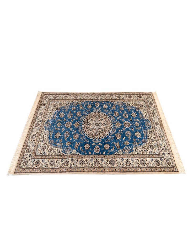 Detail image of  4' 2 x 6' 8 Nain Rug