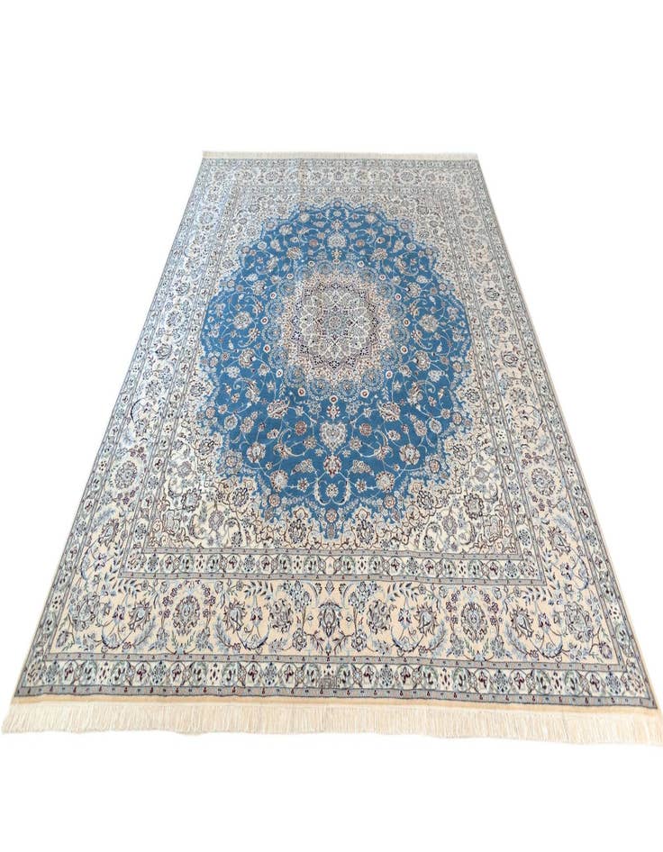 Detail image of  8' 6 x 10' Nain Rug