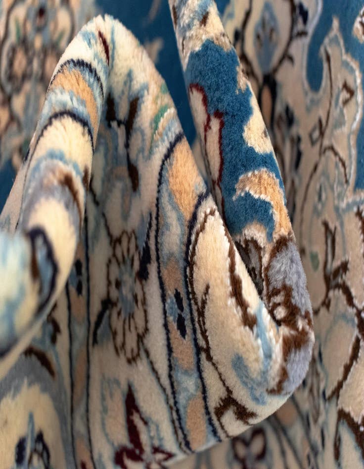 Detail image of  8' 6 x 10' Nain Rug