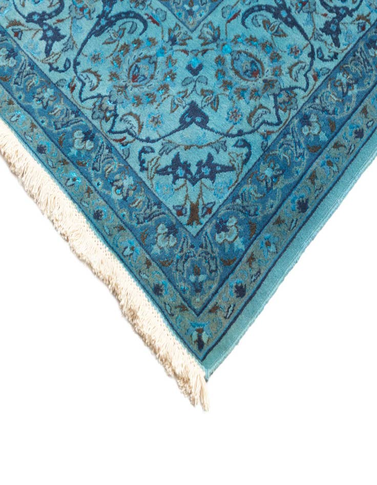 Detail image of  8' 9 x 12' 4 Nain Rug