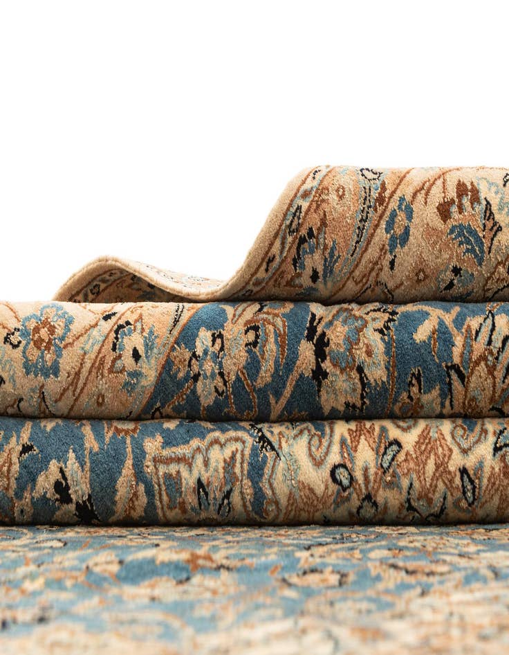 Detail image of  5' 4 x 9' 6  Hand Knotted Nain Rug