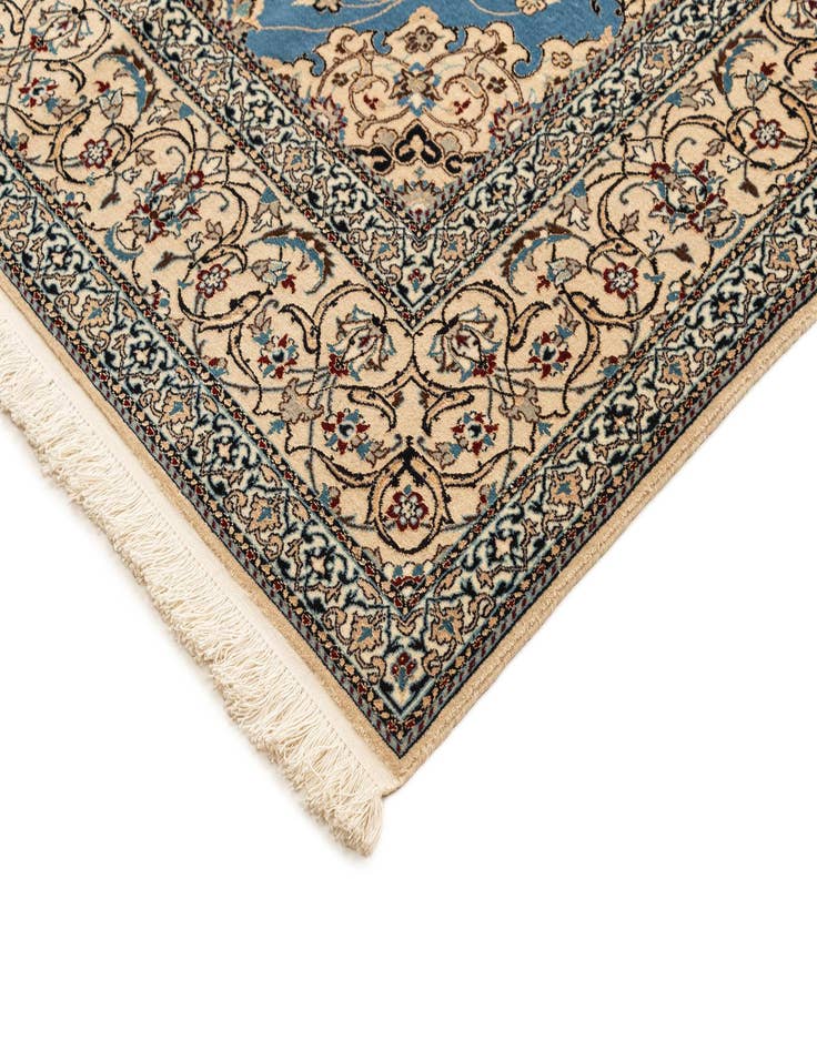 Detail image of  6' 8 x 9' 8  Hand Knotted Nain Rug