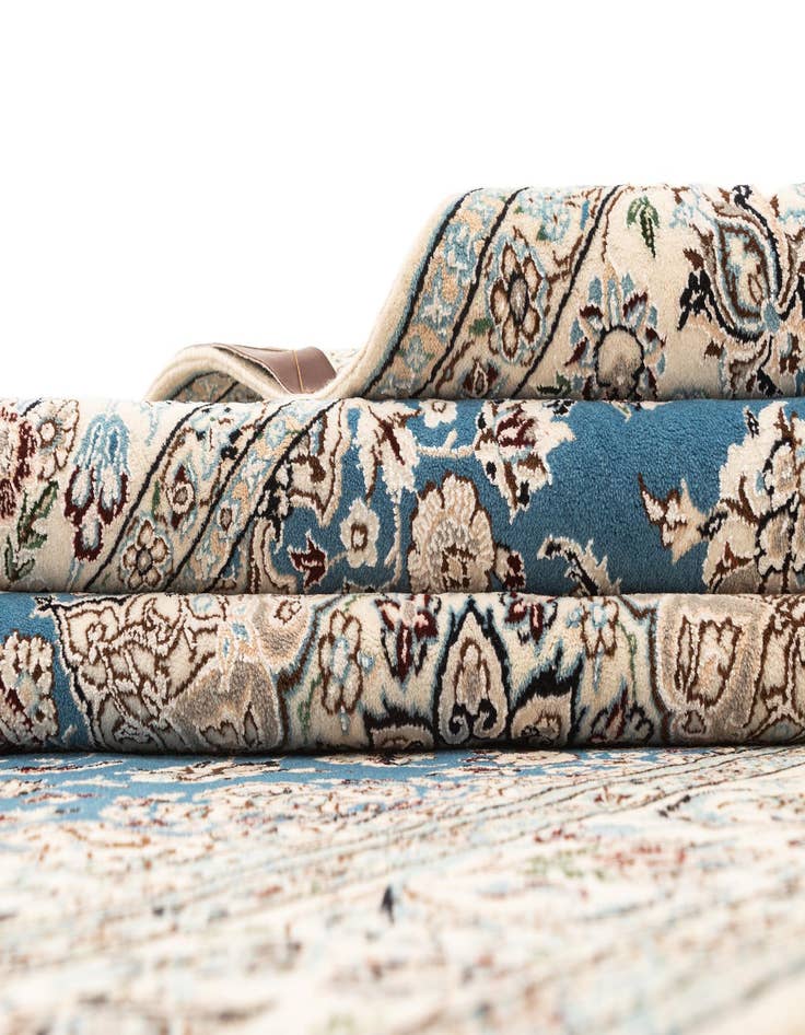 Detail image of  4' 10 x 7' 11  Hand Knotted Nain Rug