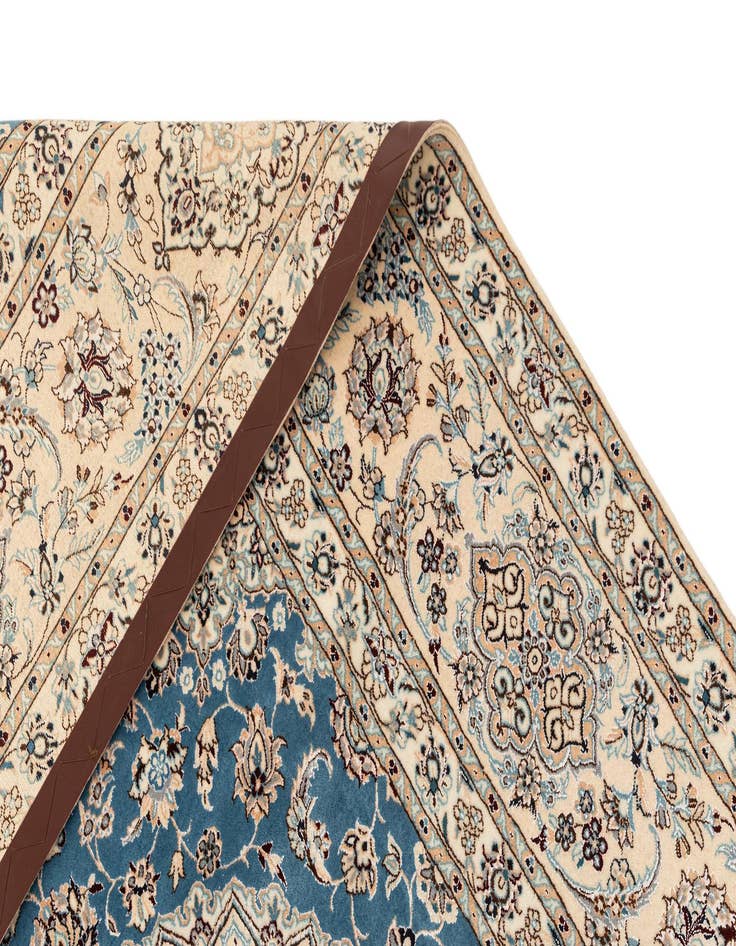 Detail image of  6' 10 x 10' 4 Nain Rug