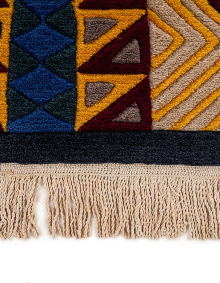 Detail image of  6' 6 x 9' 6  Hand Knotted Nepal Wool Rug