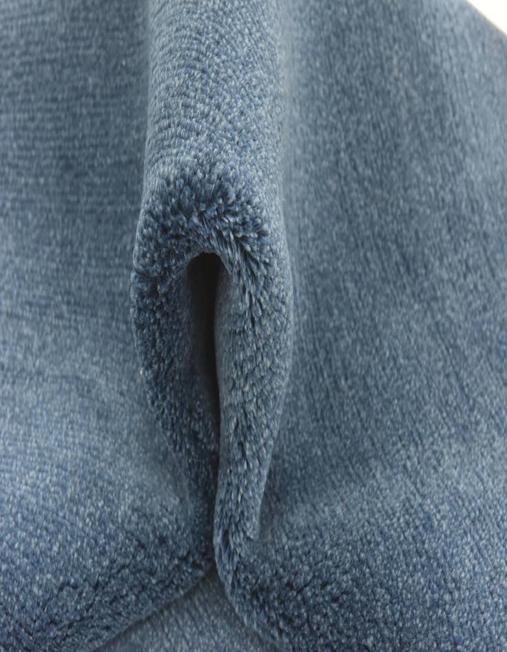 Detail image of  7' 6 x 9' 1  Hand Knotted Nepal Wool Rug