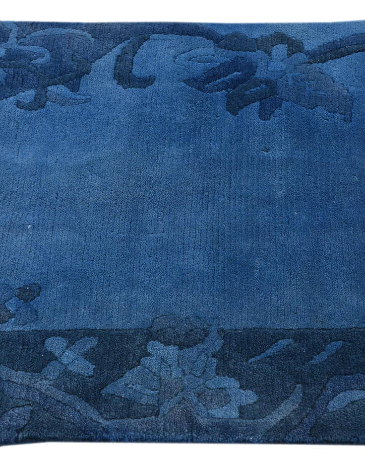 Detail image of  2' 5 x 4' 5  Hand Knotted Nepal Wool Rug