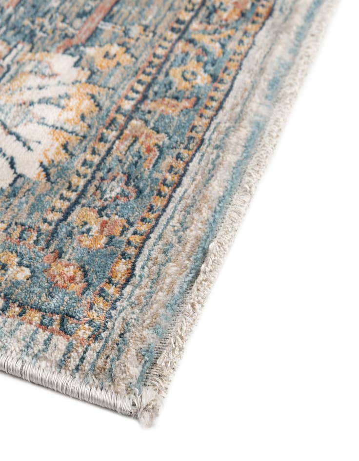 Detail image of  5' x 7' 10 Newport Rug