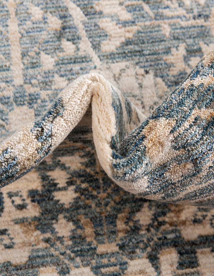 Detail image of  5' 3 x 7' 7 Noble Rug