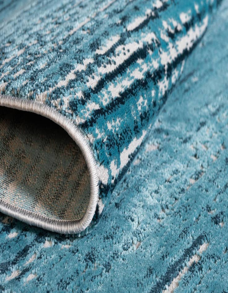 Detail image of  5' x 8' Oasis Rug