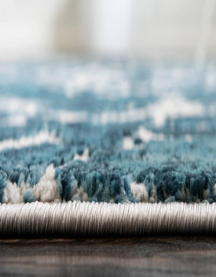 Detail image of  6' x 9' Oasis Rug