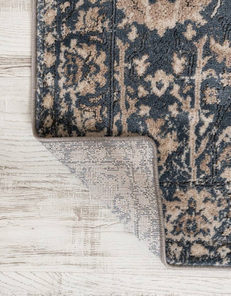 Detail image of  2' 2 x 3' Oregon Rug