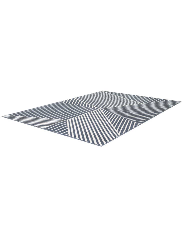 Detail image of  7' x 10' Oslo Rug