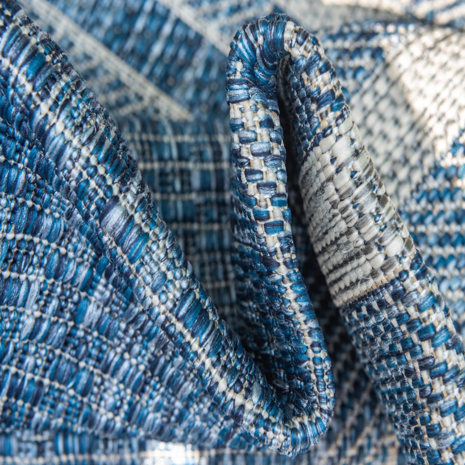 Blue 6' x 9' Washable Border Indoor / Outdoor Rug | Rugs.com