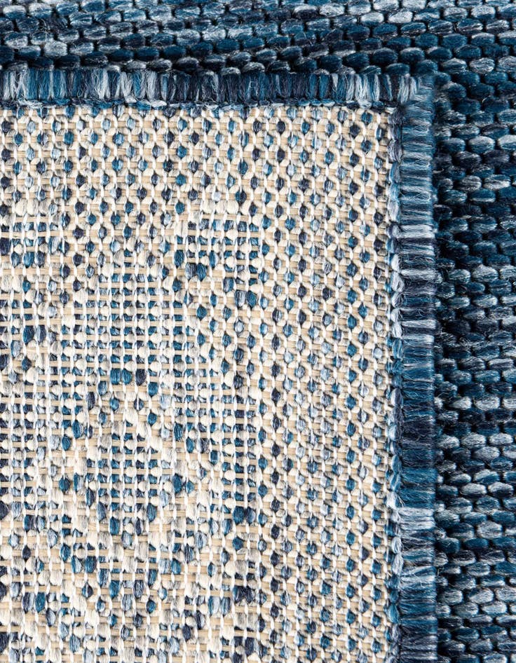 Detail image of  7' 10 x 11'  Washable Border Indoor / Outdoor Rug