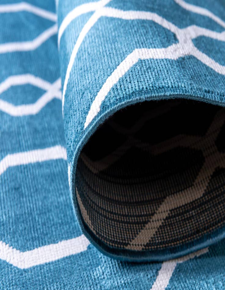 Detail image of 5' x 8' Washable Haven Indoor / Outdoor Rug