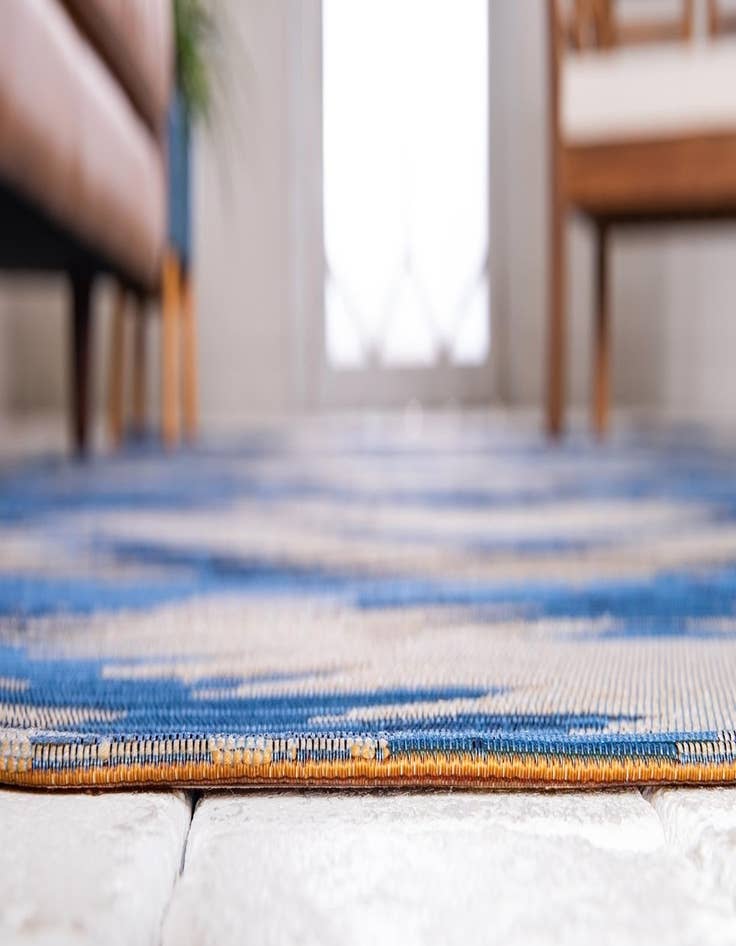 Detail image of  2' 2 x 3'  Washable Modern Indoor / Outdoor Rug