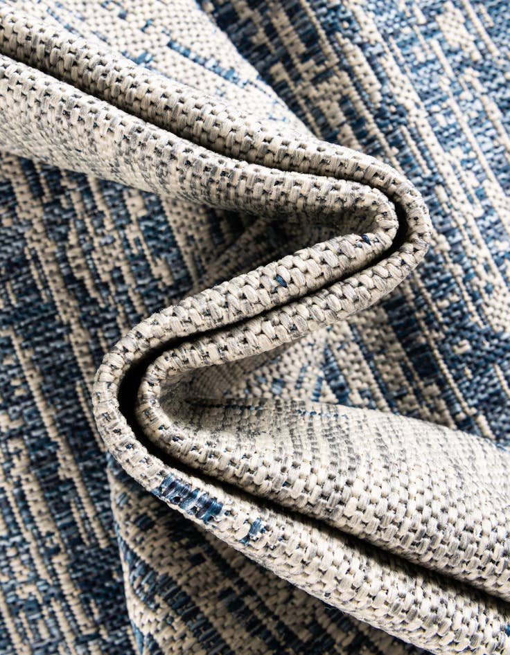 Detail image of  4' x 6'  Washable Modern Indoor / Outdoor Rug