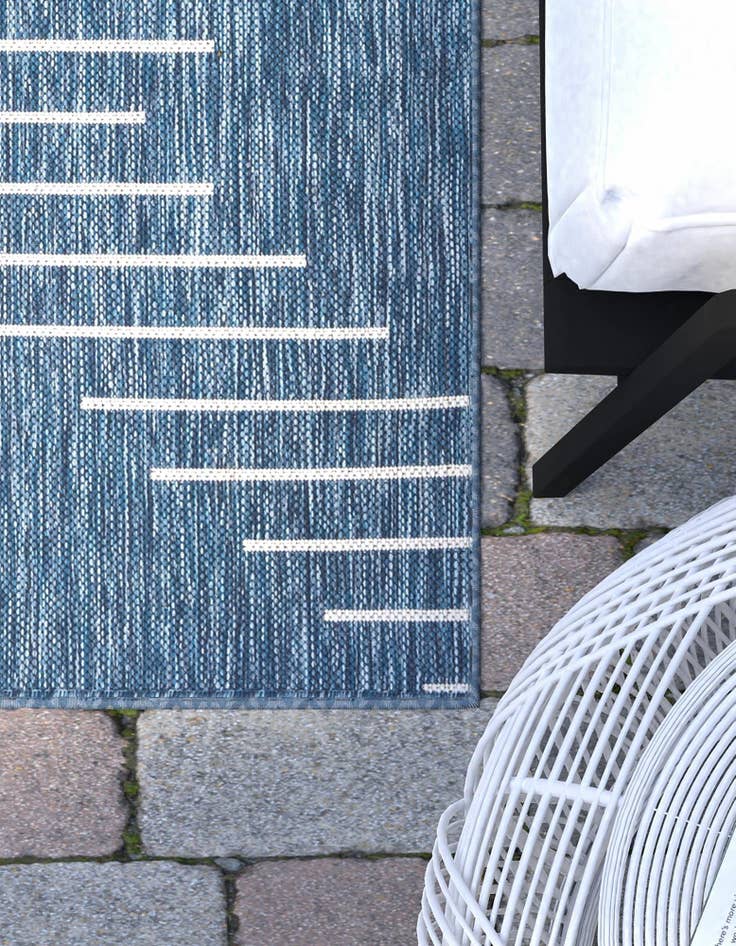 Detail image of  6' x 9'  Washable Modern Indoor / Outdoor Rug