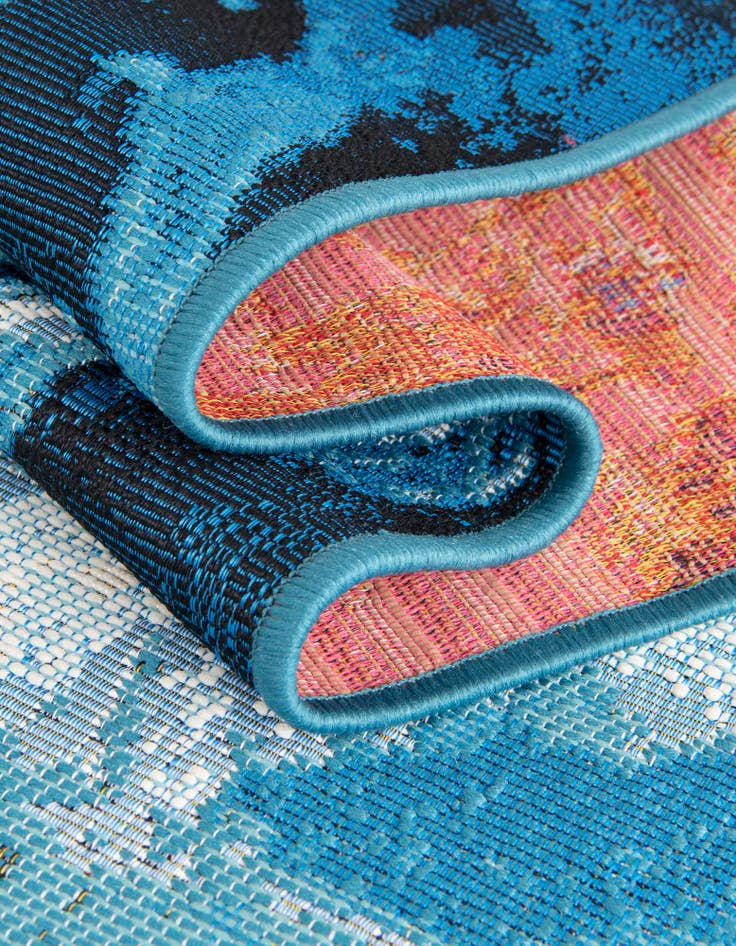 Detail image of  7' 10 x 10'  Washable Modern Indoor / Outdoor Rug